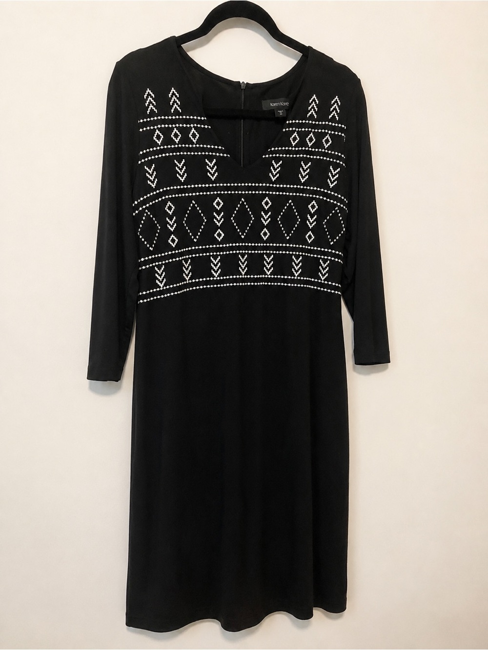 Karen Kane Black Embroidered Knit Shift Dress